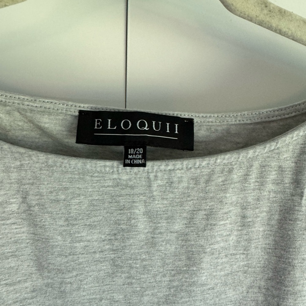 ELOQUII Ruffle Top - Picture 3 of 4